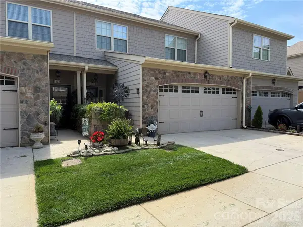 1108 Stuarts Landing Drive, Cramerton, NC 28032