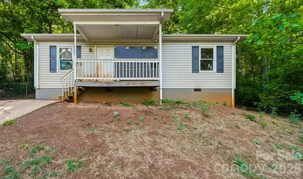 1006 Perkins Place, Lenoir, NC 28645