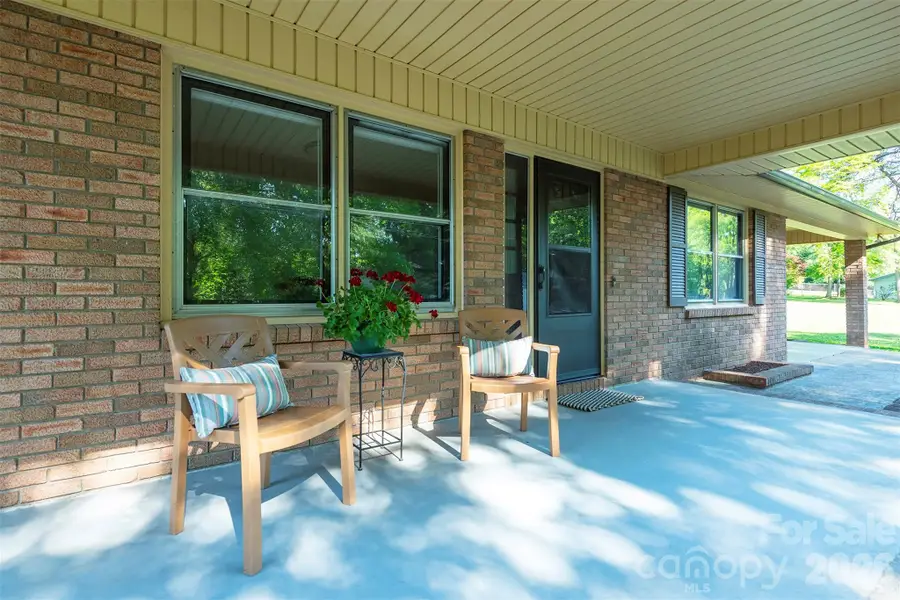 34 Goldmont Street, Black Mountain, NC 28711 - #2