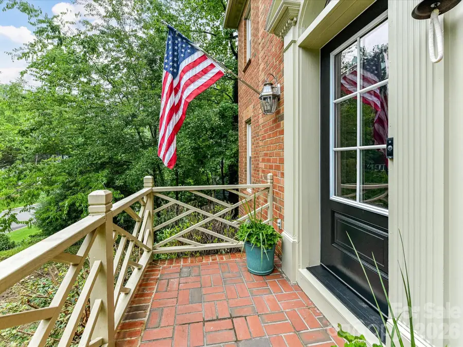 10341 Avondale Avenue, Charlotte, NC 28210 - #2