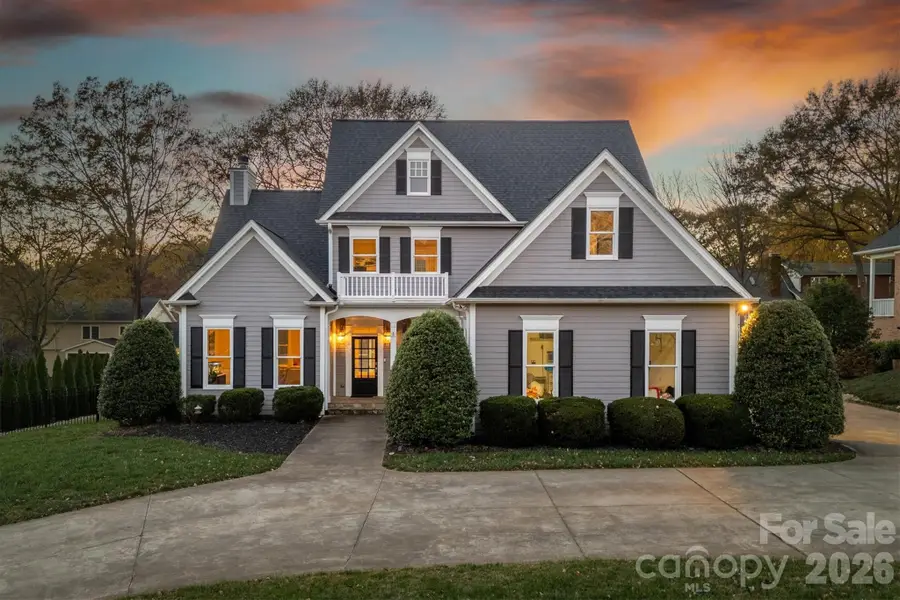 1019 10th Street Lane Nw, Hickory, NC 28601 - #2