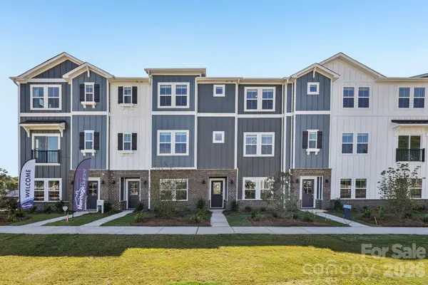 355 Golden Maple Court, Fort Mill, SC 29708