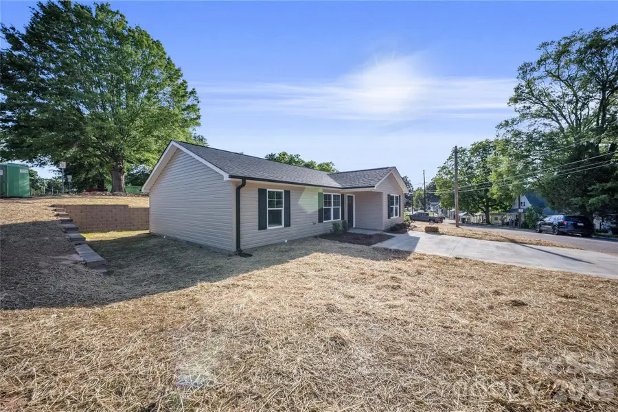 301 W 9th Street, Kannapolis, NC 28081 - #2