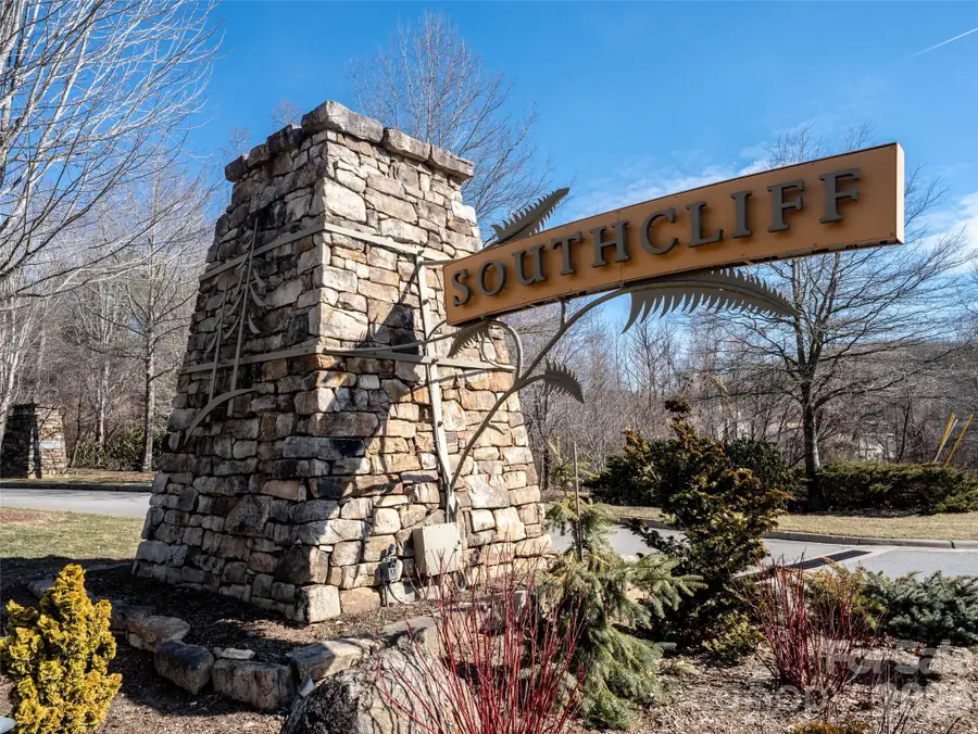 9998 Southcliff Parkway, Fairview, NC 28730 - #3