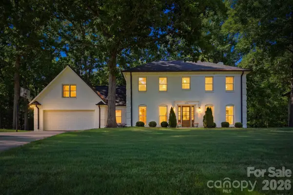 1015 Thistle Court, Charlotte, NC 28211