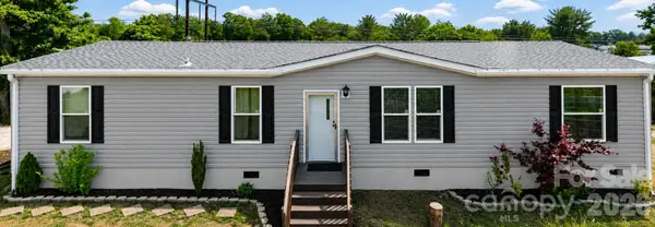 84 Hazelwood Road, Asheville, NC 28806