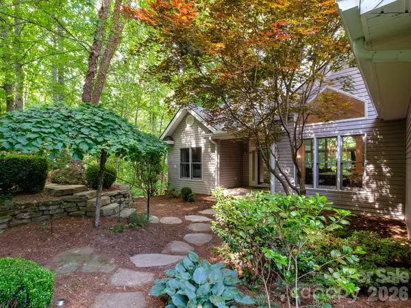 30 Cherokee Trail, Fletcher, NC 28732