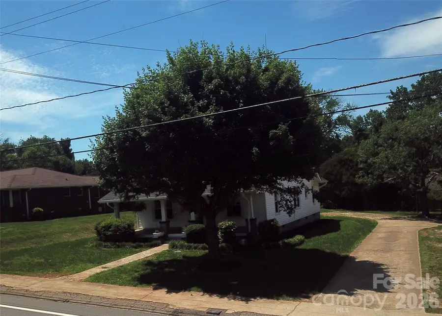 46 Falls Avenue, Granite Falls, NC 28630 - #3