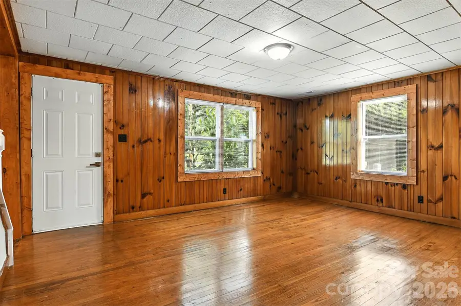 3544 6th Street Drive Nw, Hickory, NC 28601 - #2