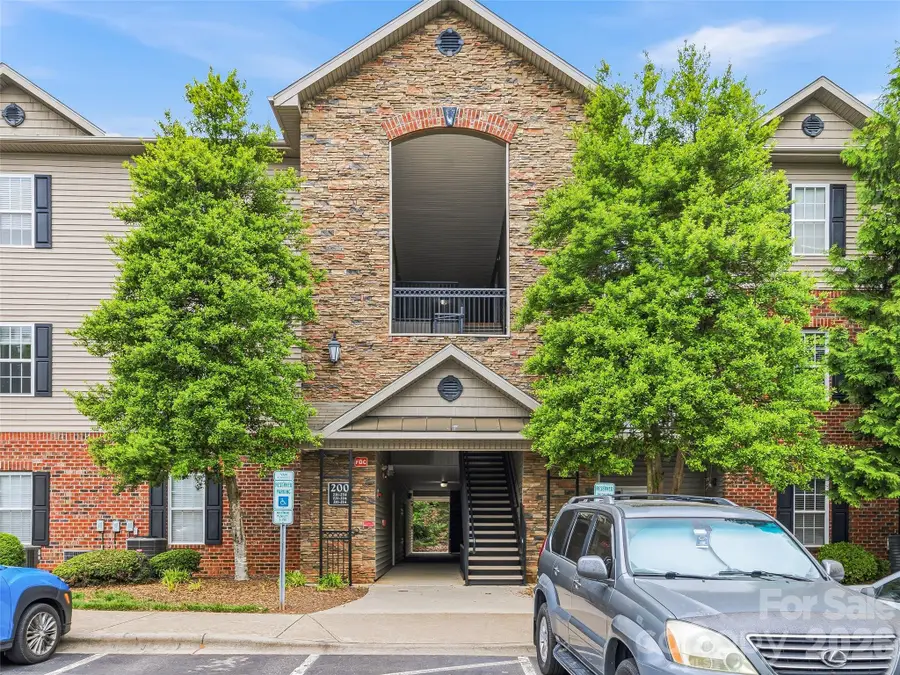 221 Appeldoorn Circle, Asheville, NC 28803 - #2