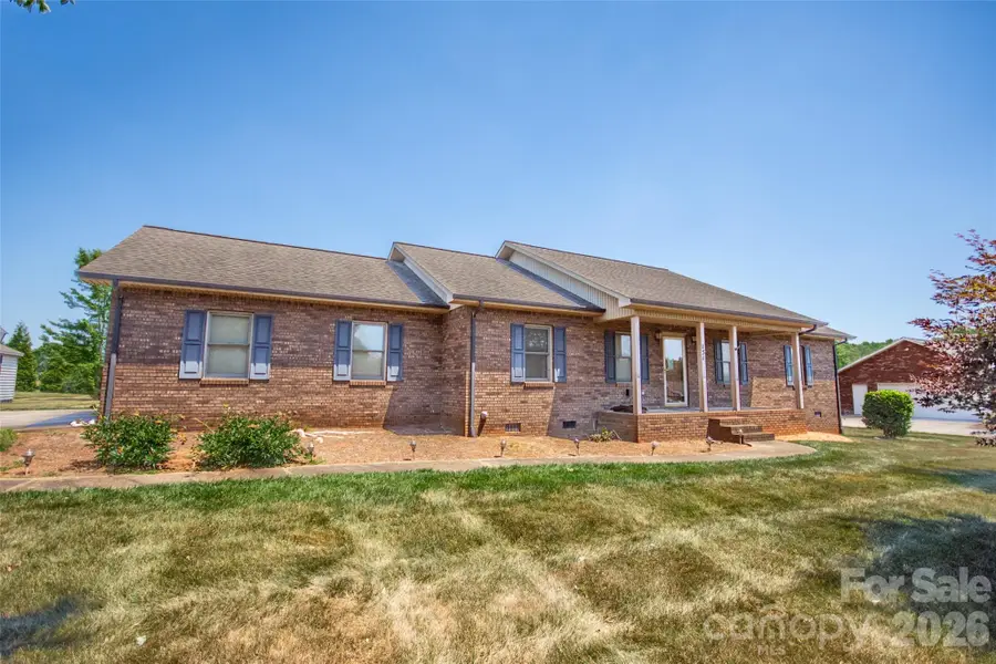 151 Meadow Oaks Drive, Statesville, NC 28625 - #3