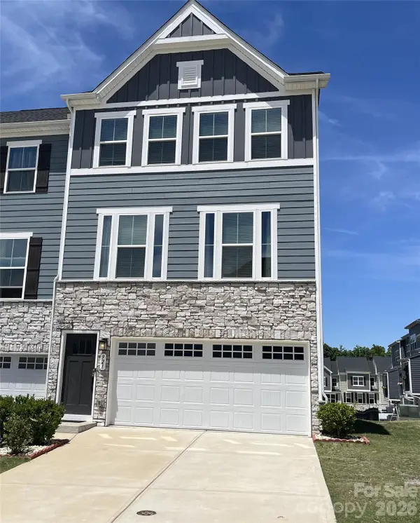 921 Portrush Lane, Tega Cay, SC 29708