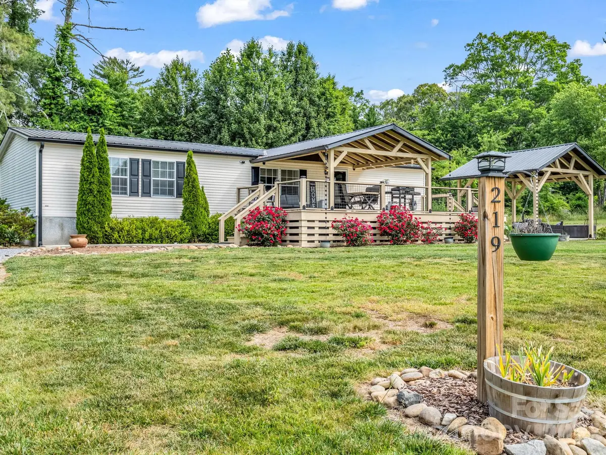 219 Jackson Loop Road, Flat Rock, NC 28731 - #1