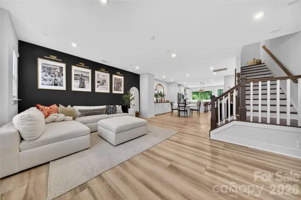 4033 Polluck Way, Charlotte, NC 28209