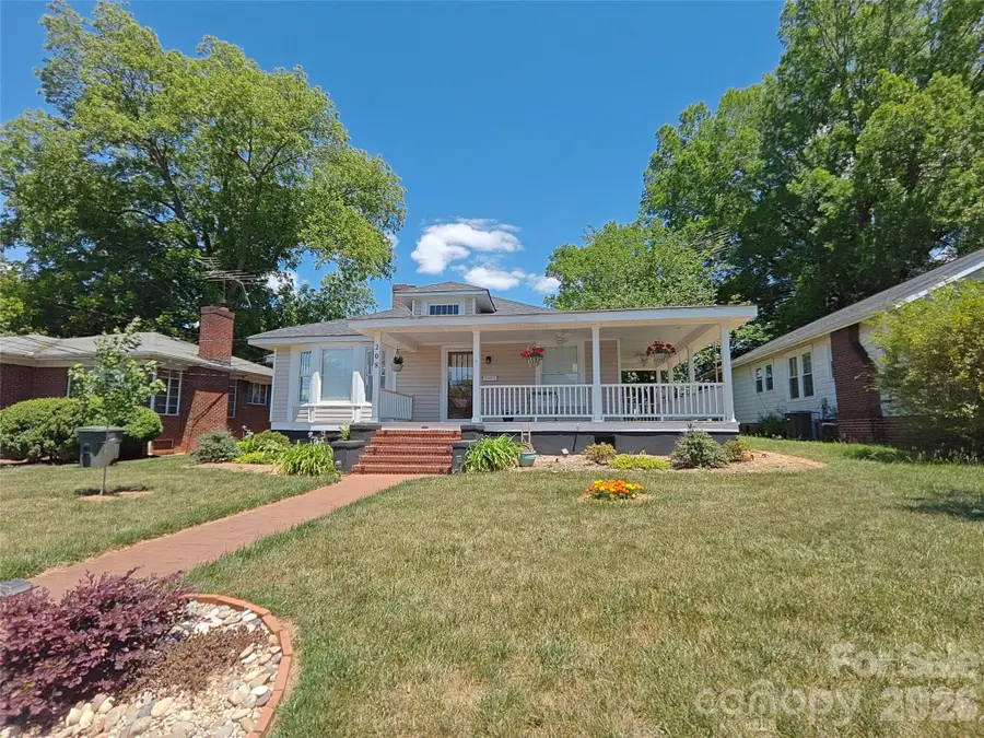 208 Heilig Avenue, Salisbury, NC 28144 - #2
