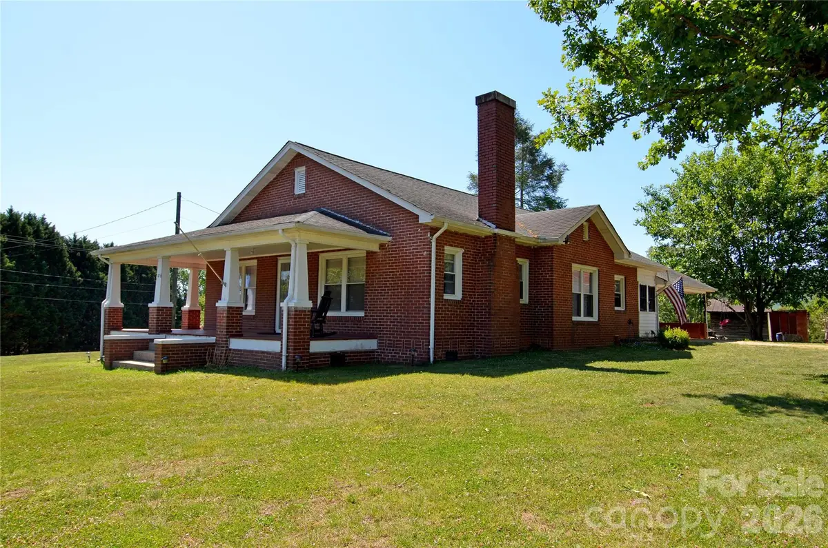 1419 Us 70 Highway W, Valdese, NC 28690 - #1