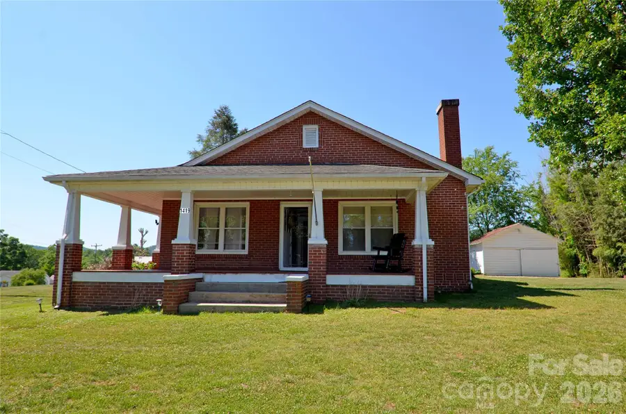 1419 Us 70 Highway W, Valdese, NC 28690 - #2