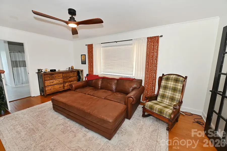 902 E Boyd Street, Maiden, NC 28650 - #2