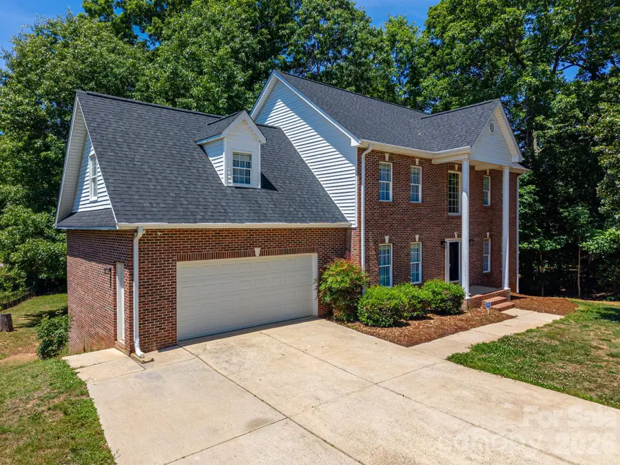 1535 20th Avenue Place Ne, Hickory, NC 28601 - #2