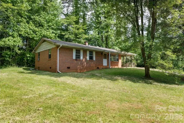 156 Old Sweetwater Road, Robbinsville, NC 28771