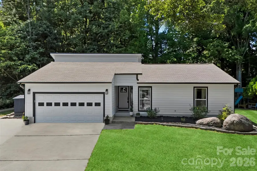9524 Rainbow Forest Drive, Charlotte, NC 28277 - #2