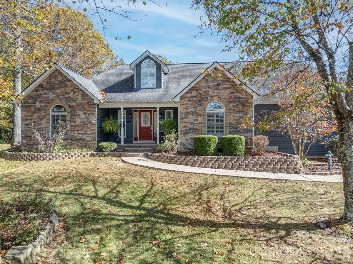 1340 Macedonia Road, Saluda, NC 28773 - #1
