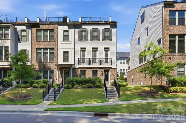 2525 Deacon Avenue, Charlotte, NC 28204