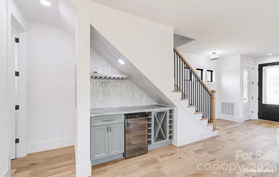 18 S Martha Kate Drive, Hendersonville, NC 28792 - #3