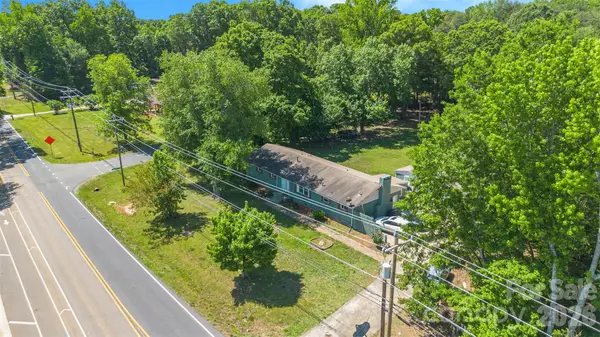 3501 Shopton Road, Charlotte, NC 28217