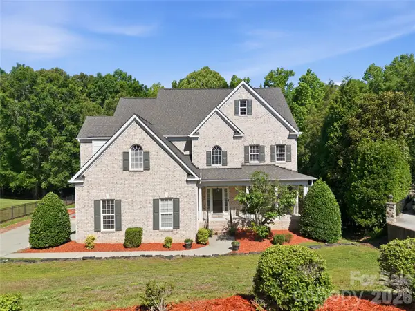 4206 Barons Court, Harrisburg, NC 28075