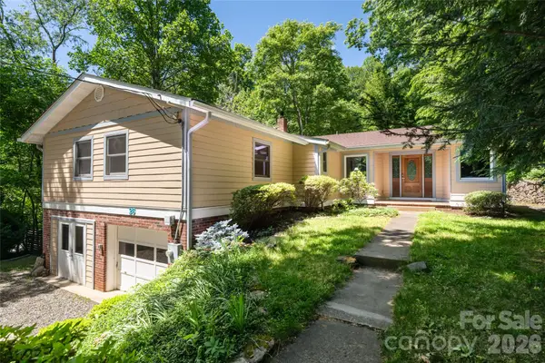 26 Utopia Road, Asheville, NC 28805