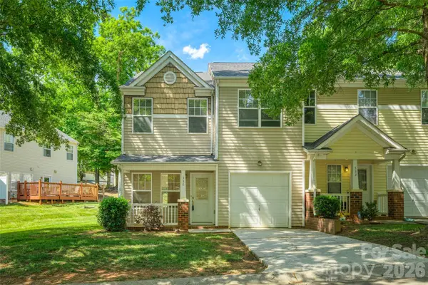 336 Doughton Lane, Charlotte, NC 28217