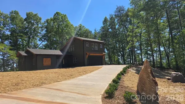 121 Deer Jump Trail, Lake Lure, NC 28746