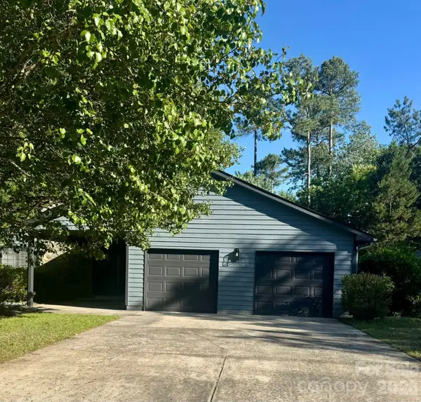 11209 Snapfinger Drive #25, Charlotte, NC 28277