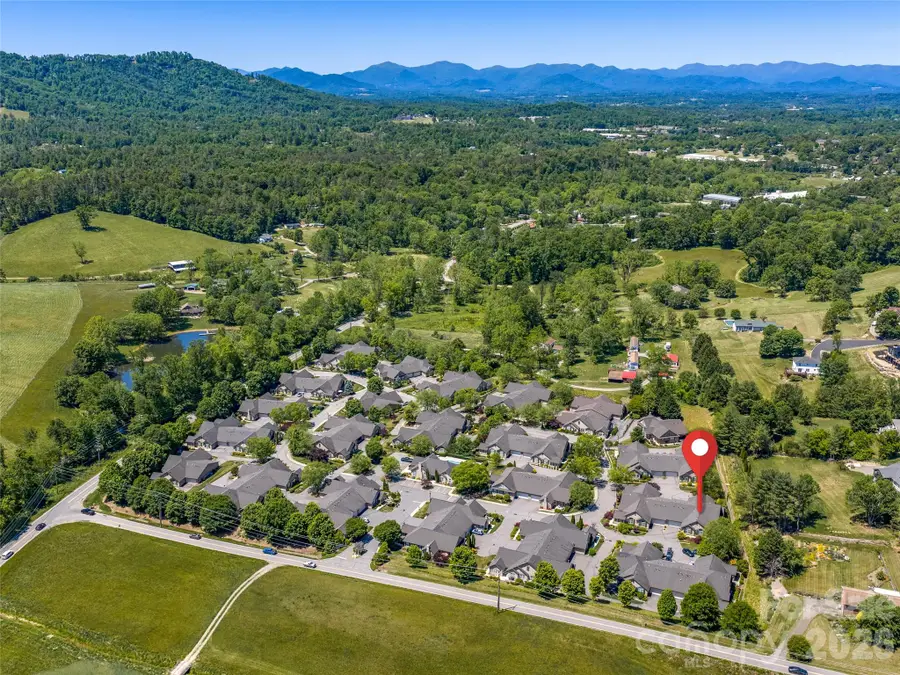 60 Mountain Meadow Circle #E2, Weaverville, NC 28787 - #3
