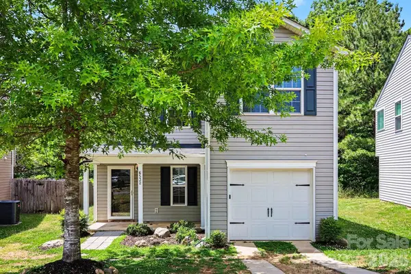 6532 Pennacook Drive, Charlotte, NC 28214