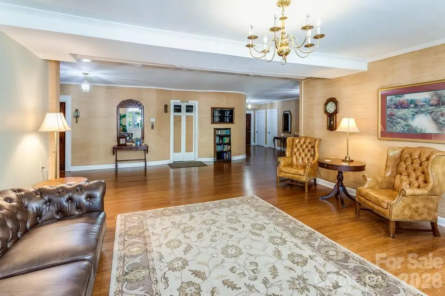 622 S Haywood Street #102, Waynesville, NC 28786 - #3
