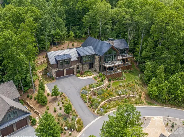 11 Crockett Ridge Road, Black Mountain, NC 28711