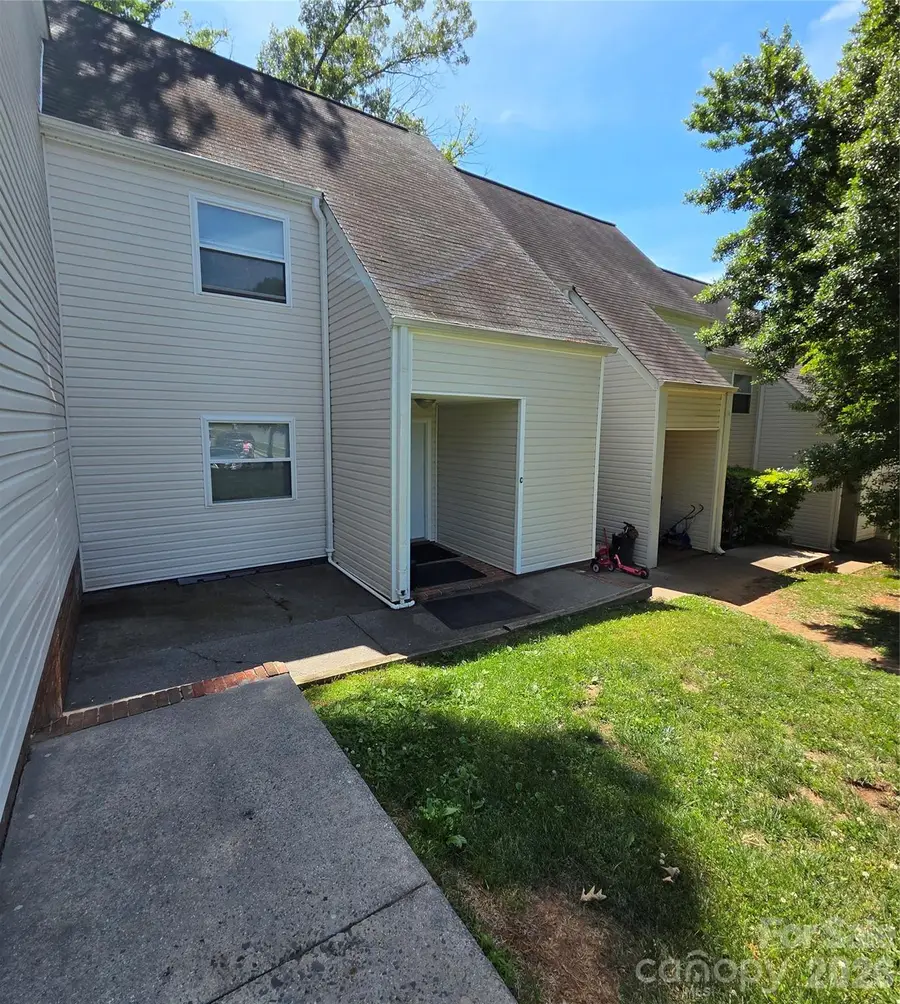 9140 Black Heath Circle, Charlotte, NC 28214 - #2