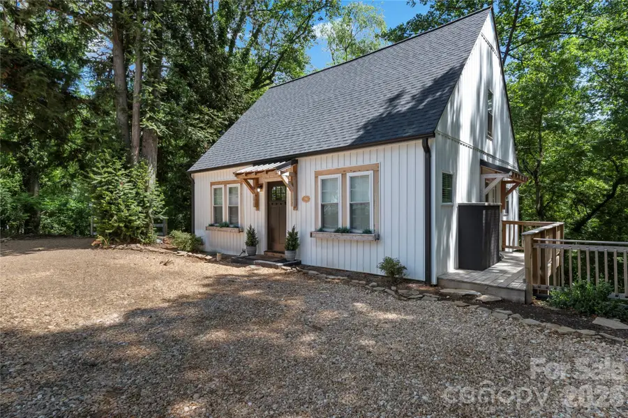 706 Elk Spur Street, Elkin, NC 28621 - #3