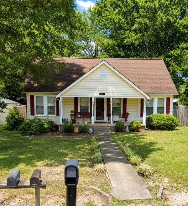 1911 Crestmont Avenue, Kannapolis, NC 28081