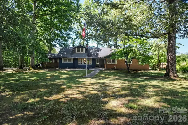 808 Old Mt Holly Road, Stanley, NC 28164