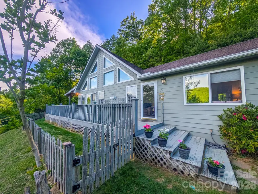 305 Majestic Mountain Drive, Burnsville, NC 28714 - #2