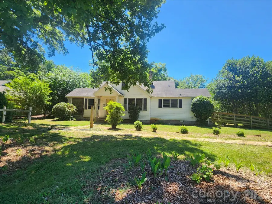 5510 Allen Road E, Charlotte, NC 28269 - #2