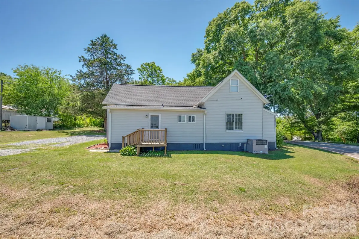 288 Middle Street, Ellenboro, NC 28040 - #1