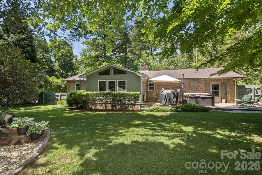29 S Greenwood Forest Drive, Etowah, NC 28729 - #3