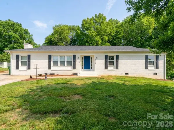 1709 Essen Lane, Gastonia, NC 28054