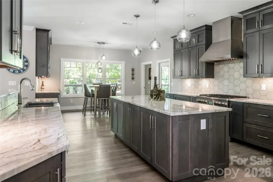 46 Nuthatch Court, Fairview, NC 28730 - #3