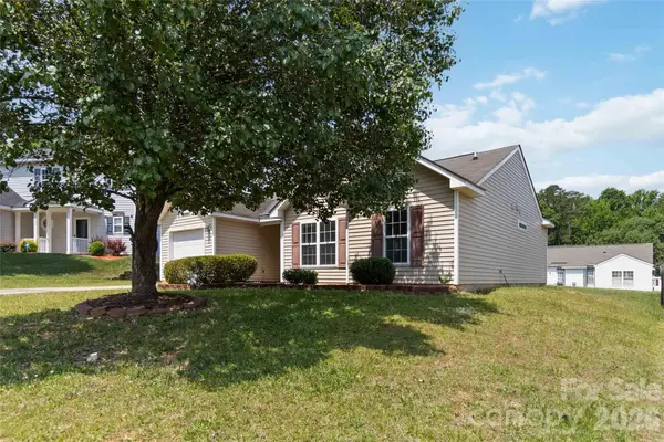 740 Aberdeen Glen Place, Charlotte, NC 28214