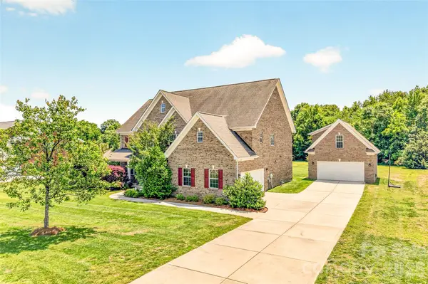1008 Spring Rose Lane, Matthews, NC 28104